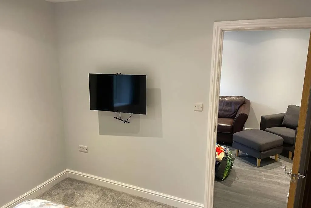 New Apartment Within Short Walk Of The Beach Bournemouth 0*,